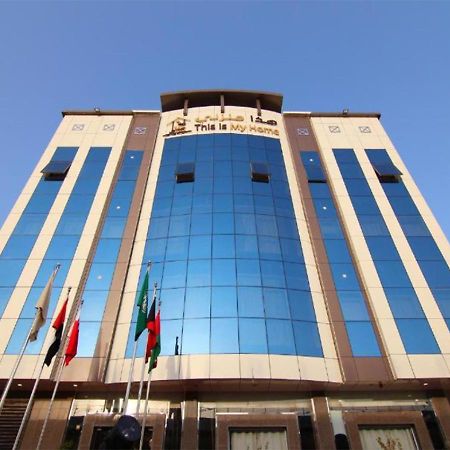هذا منزلى الحمراء Rijád Exteriér fotografie