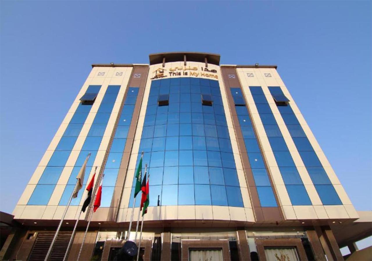 هذا منزلى الحمراء Rijád Exteriér fotografie